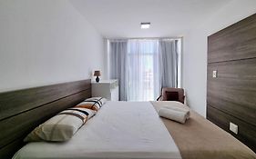 Apartamento Família à Beira Mar